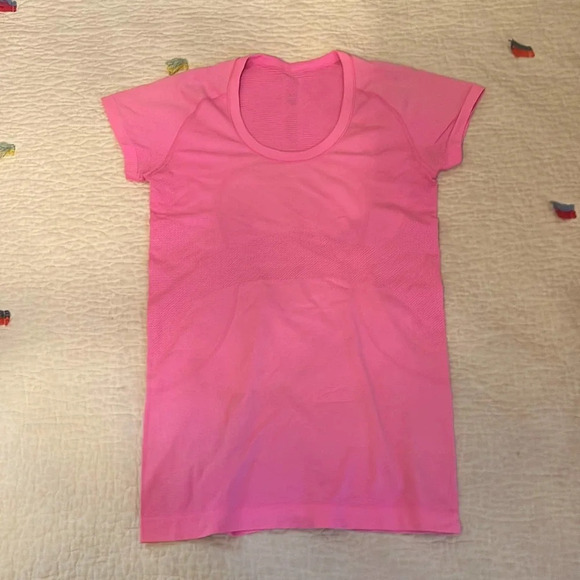 Lululemon Swiftly Tech Short Sleeve Pink 8 - Picture 1 of 7